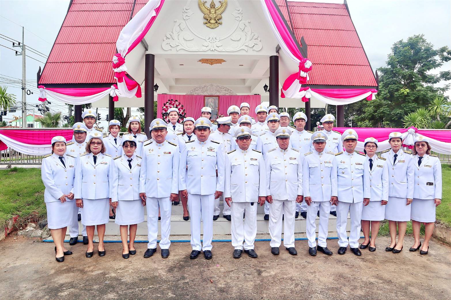 เทศบาลตำบล กม.5 จัดพิธีถวายสักการะ เนื่องในวันปิยมหาราช ประจำปี พ.ศ.2567 ณ บริเวณหน้าพลับพลารับเสด็จ กม.5